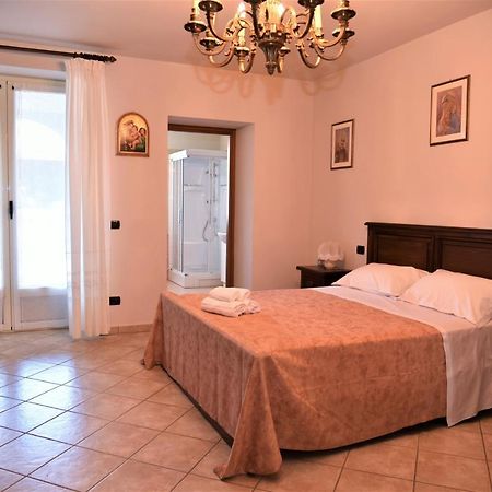 ラ・モッラA Casa Di Annaアパートメント エクステリア 写真